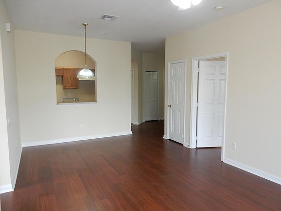 4th image of 6214 Stevenson Dr Unit 201