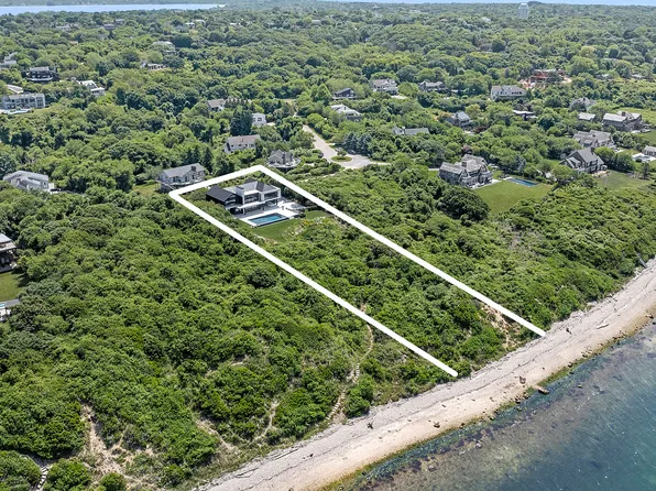 70 Kettle Hole Rd, Montauk, NY 11954