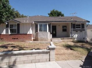 120 La Plaza Dr, La Habra, CA 90631