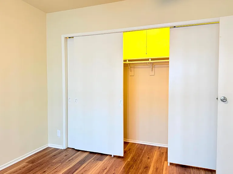 356 N Hayworth Ave — Photo 13
