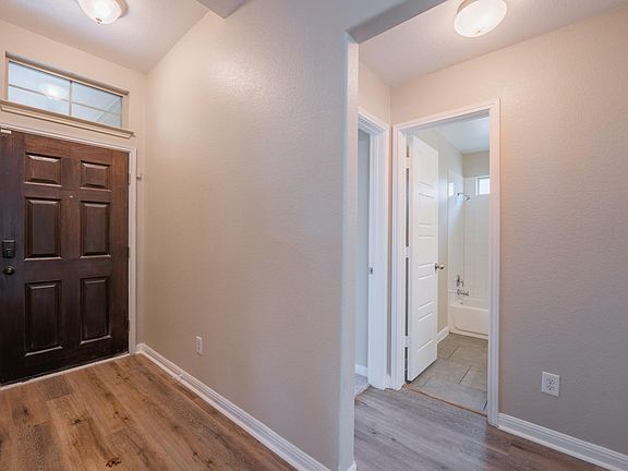 3rd image of 624 Joppa Rd