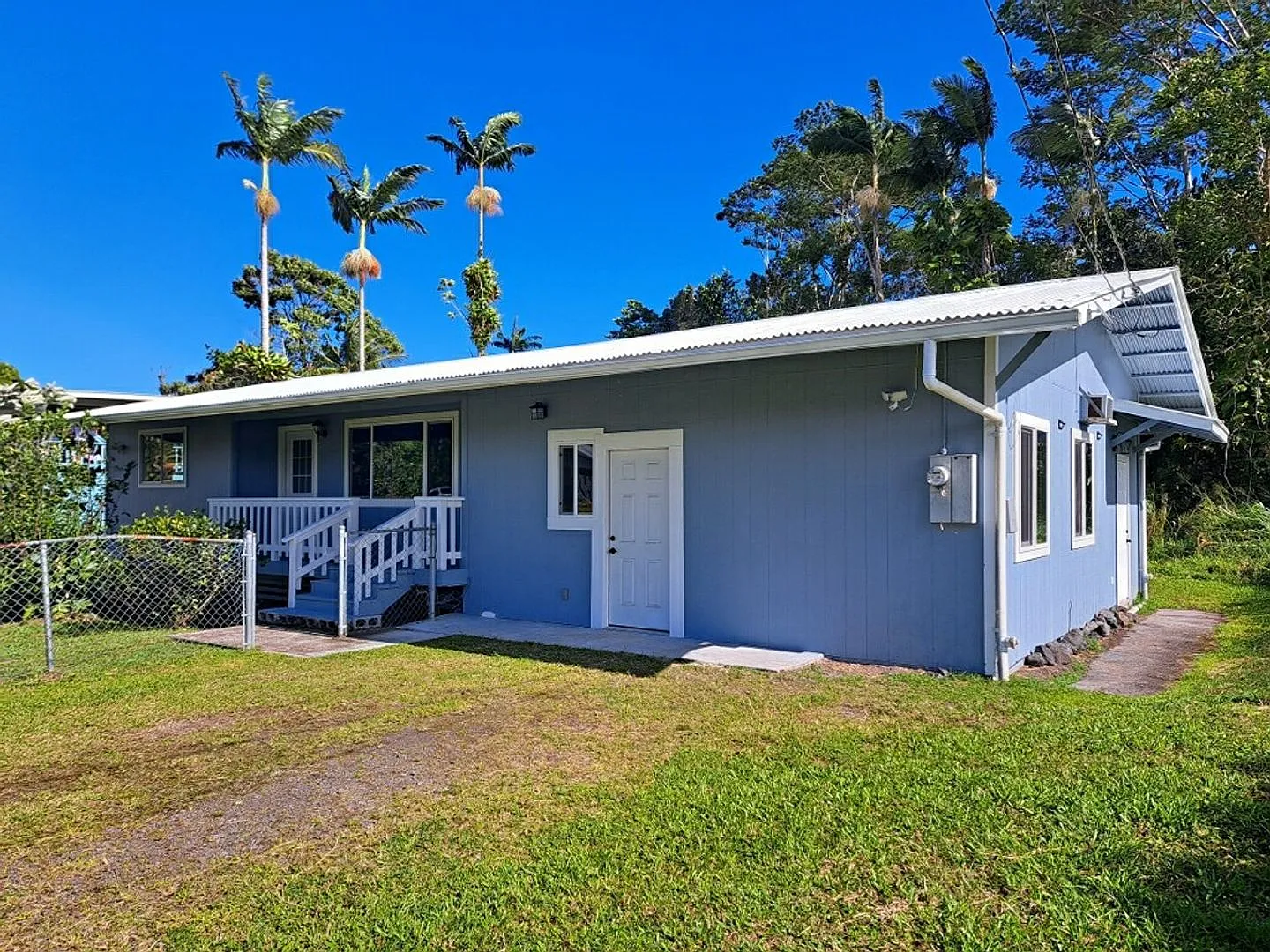 Spacious 2-bedroom Home — Photo 1