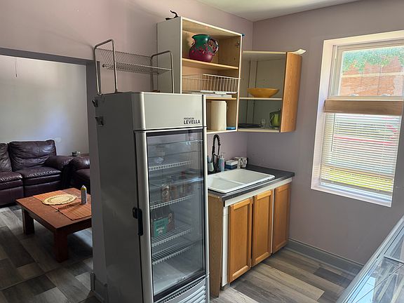 2nd image of 2869 W Dickens Ave APT 1R