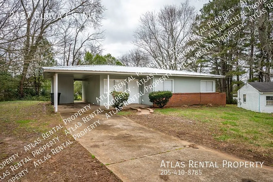 3 bed, 1.0 bath, $1,175 — Photo 2