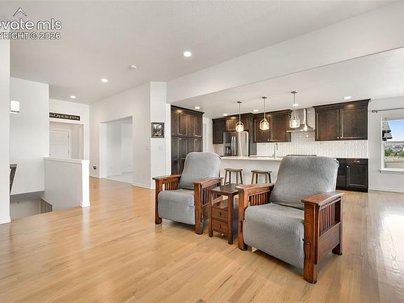 3rd image of 8071 Gilpin Peak Dr