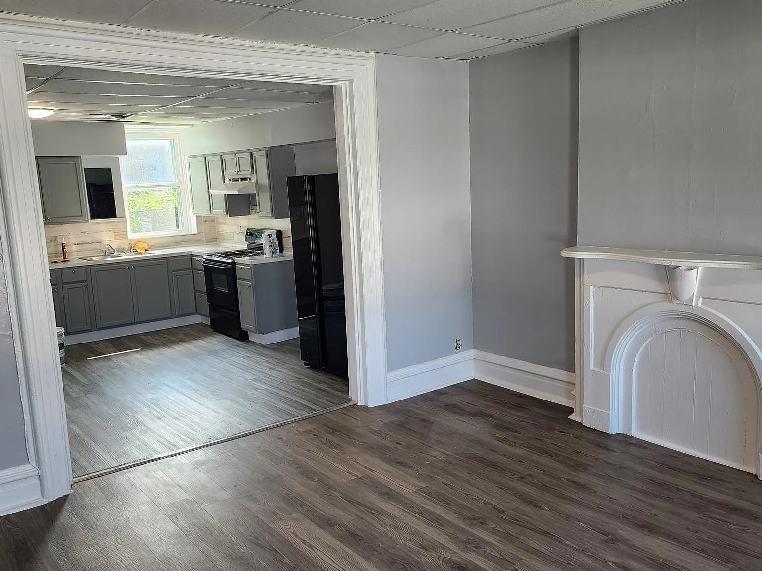 3 bed, 1.5 bath, 1340 sqft, $1,995 — Photo 4