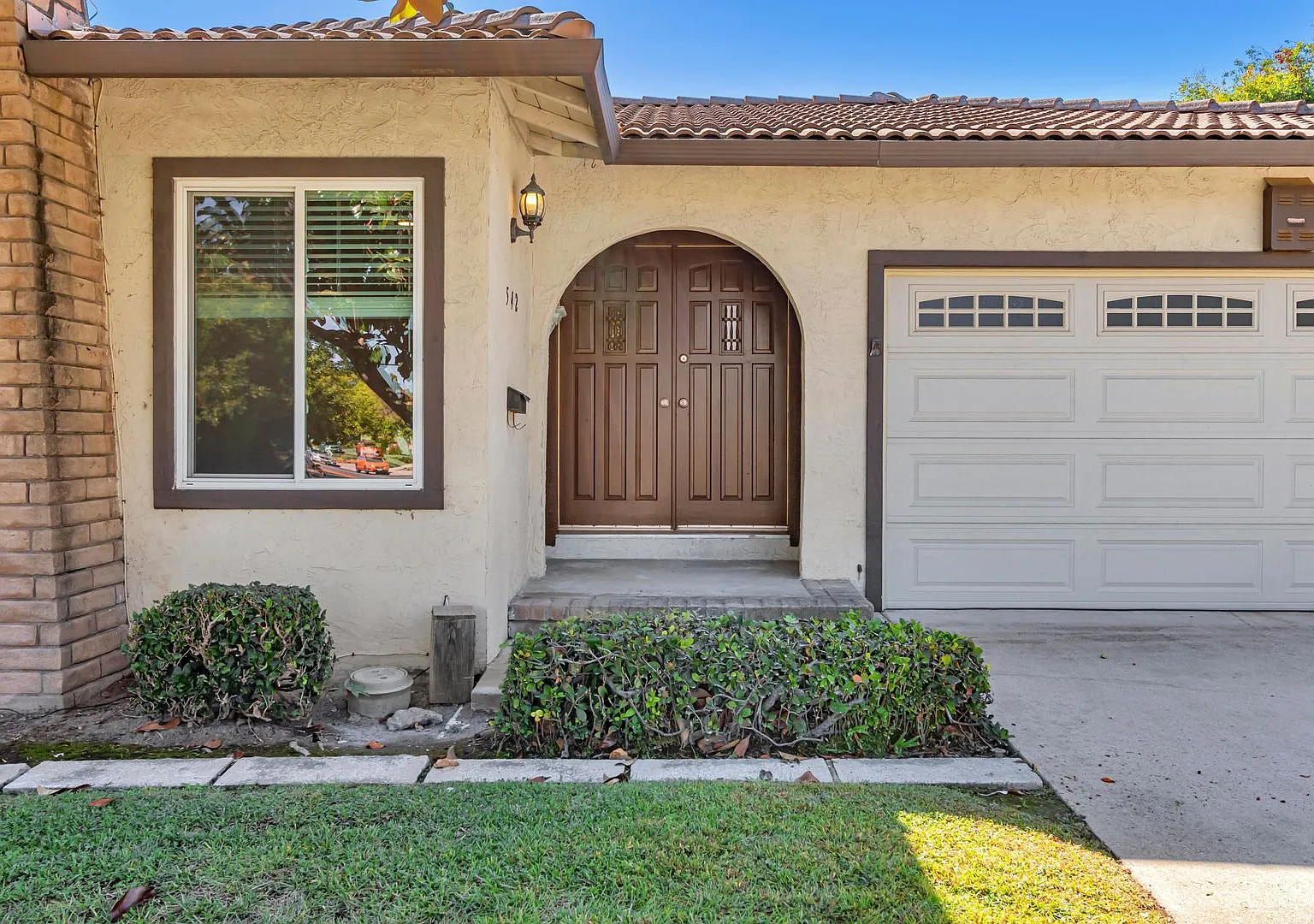 Updated Duplex in Sunnyvale — Photo 4