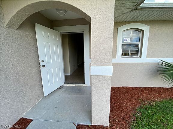 2nd image of 724 Jenna Ave S