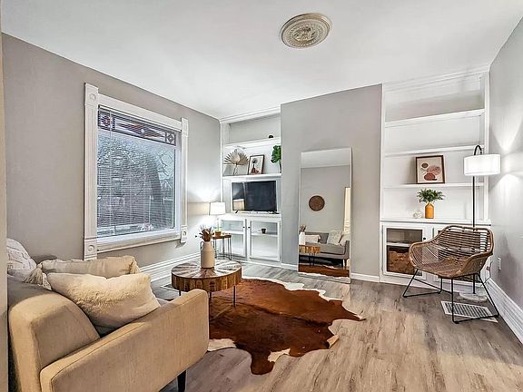 5th image of 520 W 2nd Ave