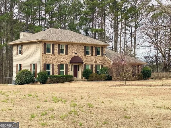 120 Strawberry Ln, Tyrone, GA 30290