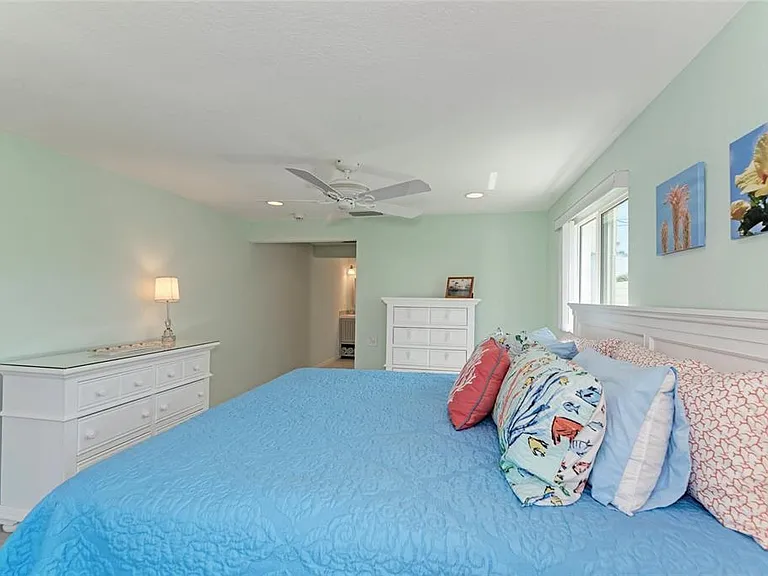 5577 Contento Dr — Photo 25