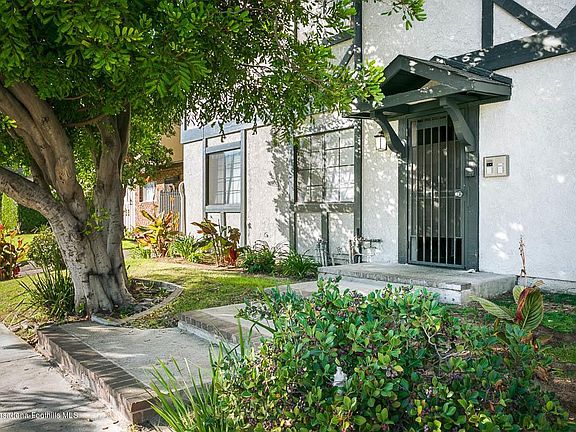 3rd image of 529 W California Ave