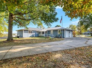 732 American Inn Rd, Villa Ridge, MO 63089