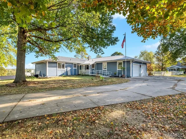 732 American Inn Rd, Villa Ridge, MO 63089