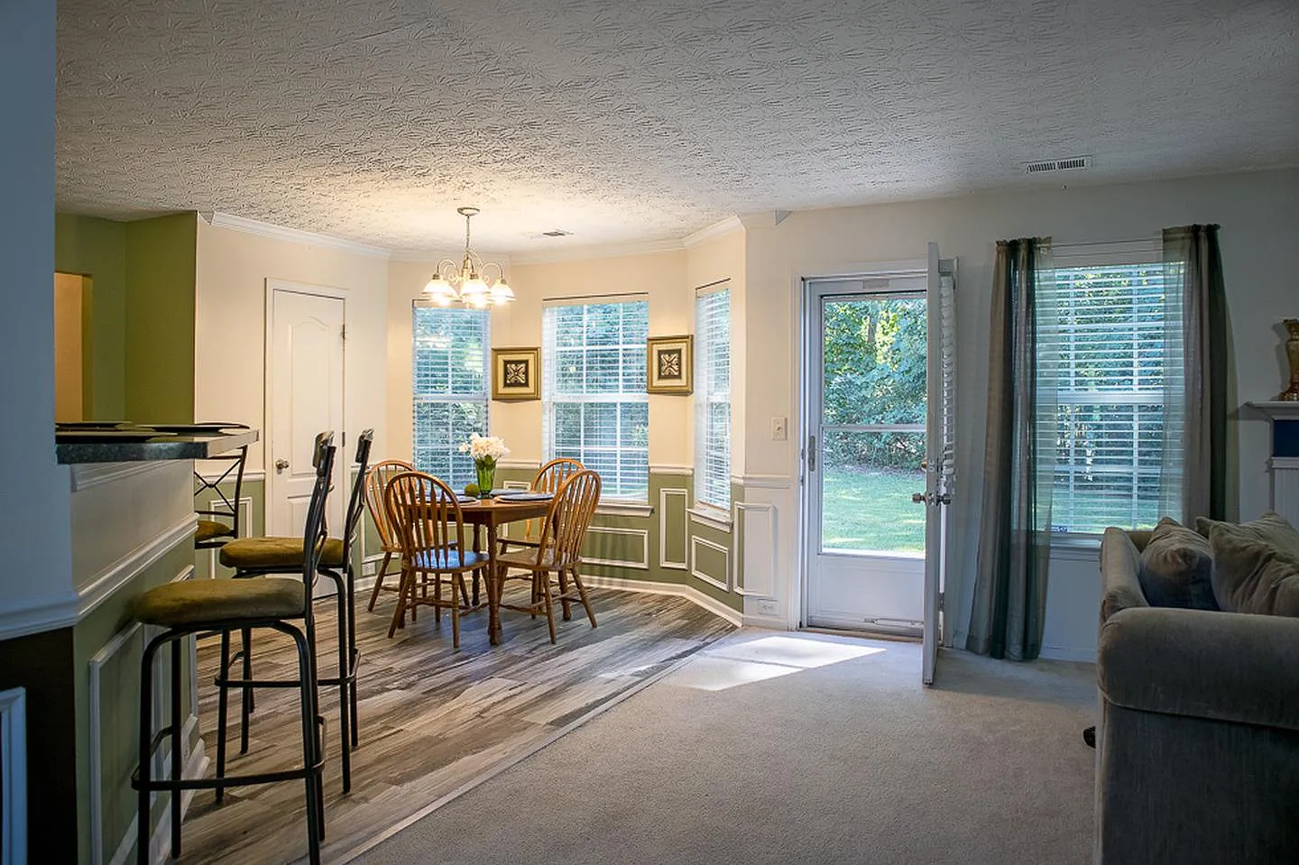 Spacious College Park Home | Modern comfort & great amenities — Photo 2