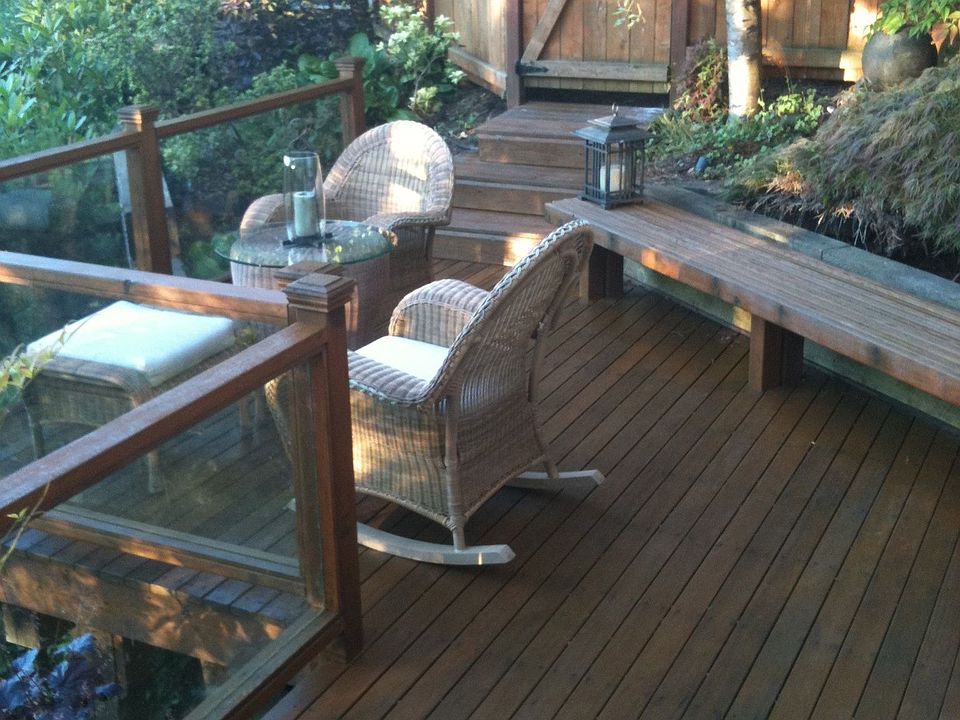 Deck overlooking ravine