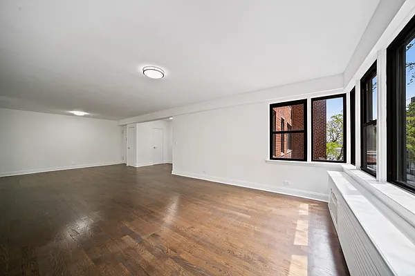 Rented by Bond New York | media 2