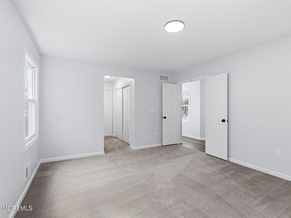 5th image of 54 Turnberry Circle