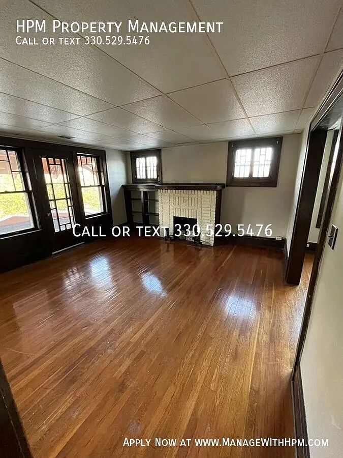 Building Photo - 798 W Market St #5