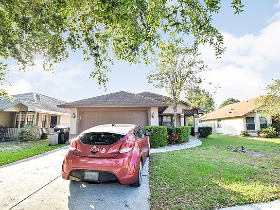 2nd image of 10523 Cresto Del Sol Cir