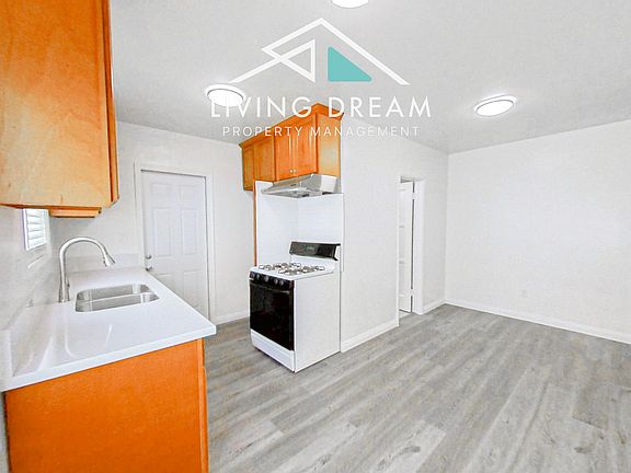 Dining & Kitchen