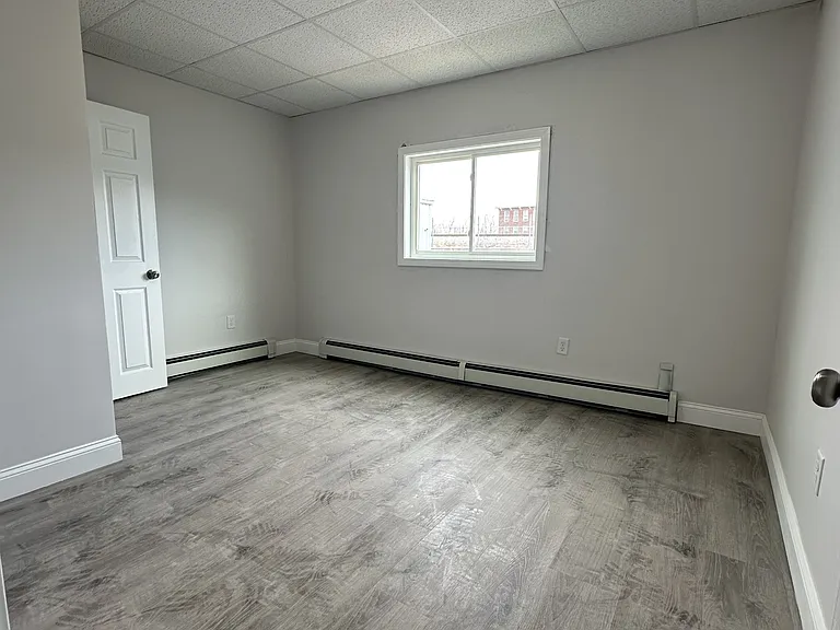 1870 Purchase St #4 — Photo 1