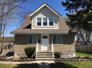 121 Cherry Ave, Bound Brook, NJ 08805