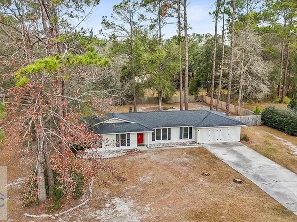 389 Gray Fox Rd, Hinesville, GA 31313