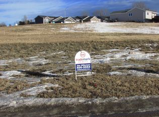 4608 Nova Ave NW, Mandan, ND 58554