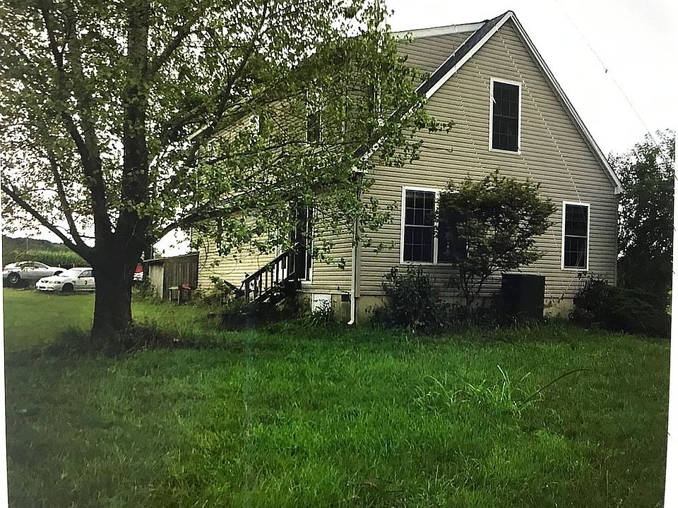1st image of 210 Trinity Farm Ln