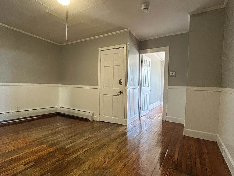 38 Prince Ave #E — Photo 12