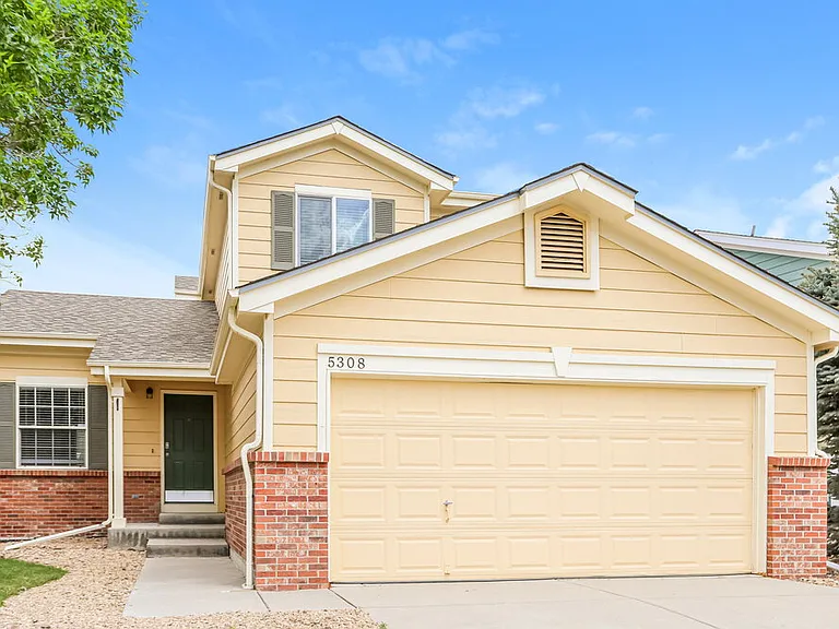 5308 Creek Way — Photo 1