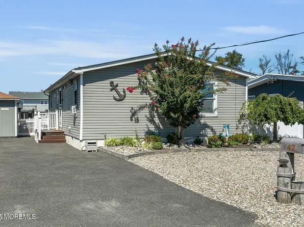 42 E Pampano Drive, Brick, NJ 08723