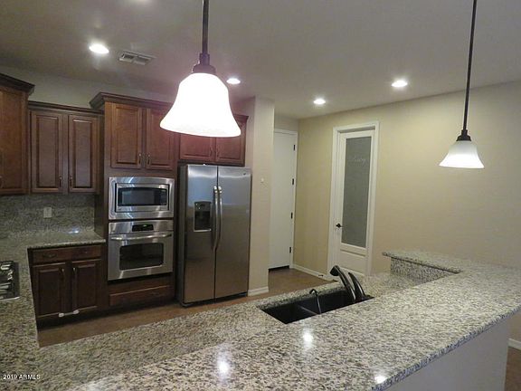 4th image of 2531 E Coconino Wy