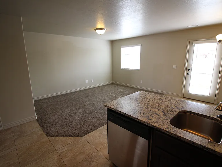 4325 W 5775 S #3B — Photo 3