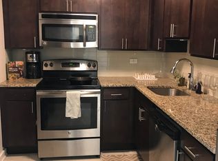 2473 N Clark St, Chicago, IL 60614