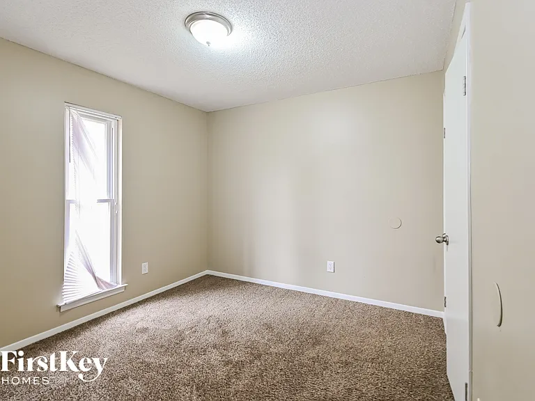 6630 Windflower Ln — Photo 13