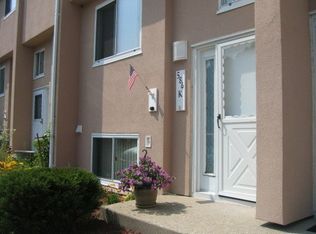 584 Shennecossett Rd APT K, Groton, CT 06340