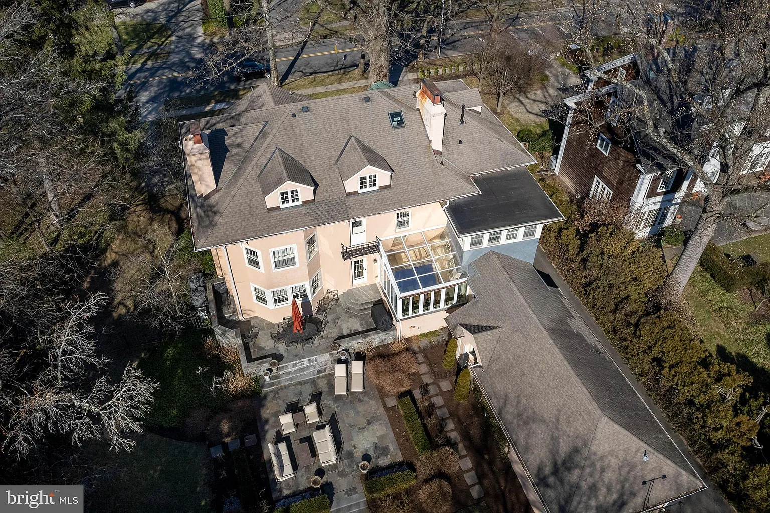 62 Hodge Rd photo 1
