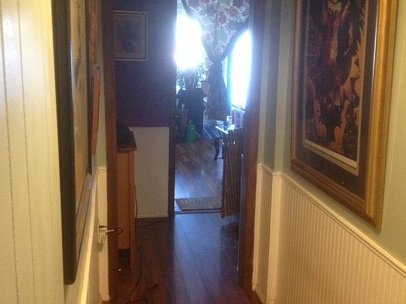 4th image of 1412 Bay Ave