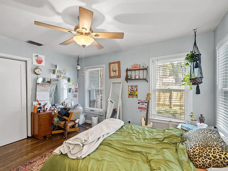 3801 Avenue G #A — Photo 6