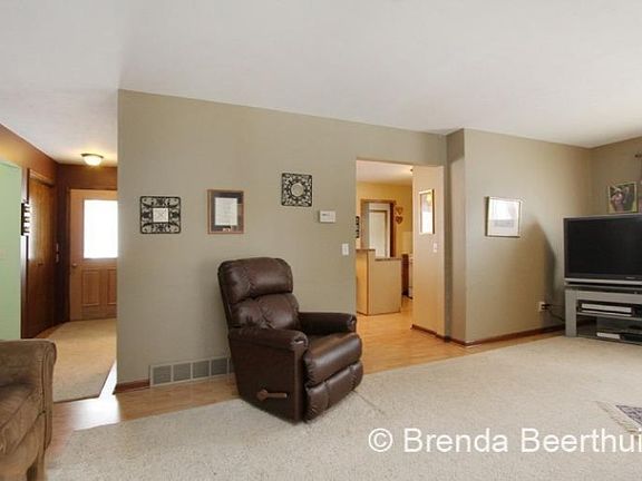 5th image of 8241 Biloxi Ct NE