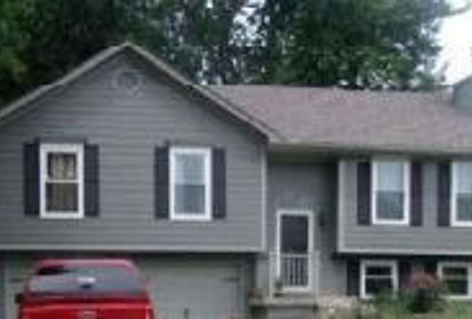 1st image of 1510 N Manor Cir
