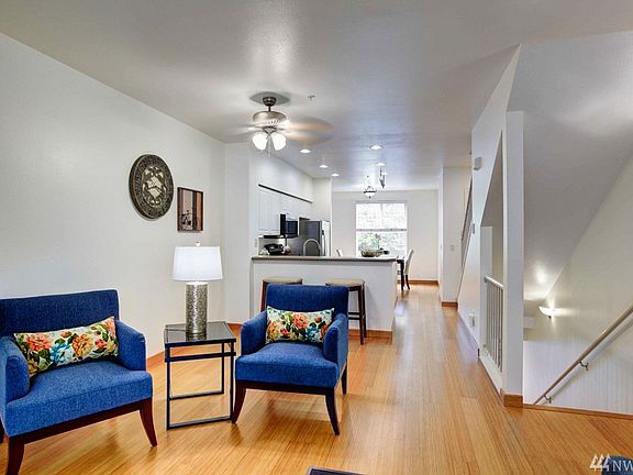 3rd image of 16125 Juanita Woodinville Way NE Unit 808