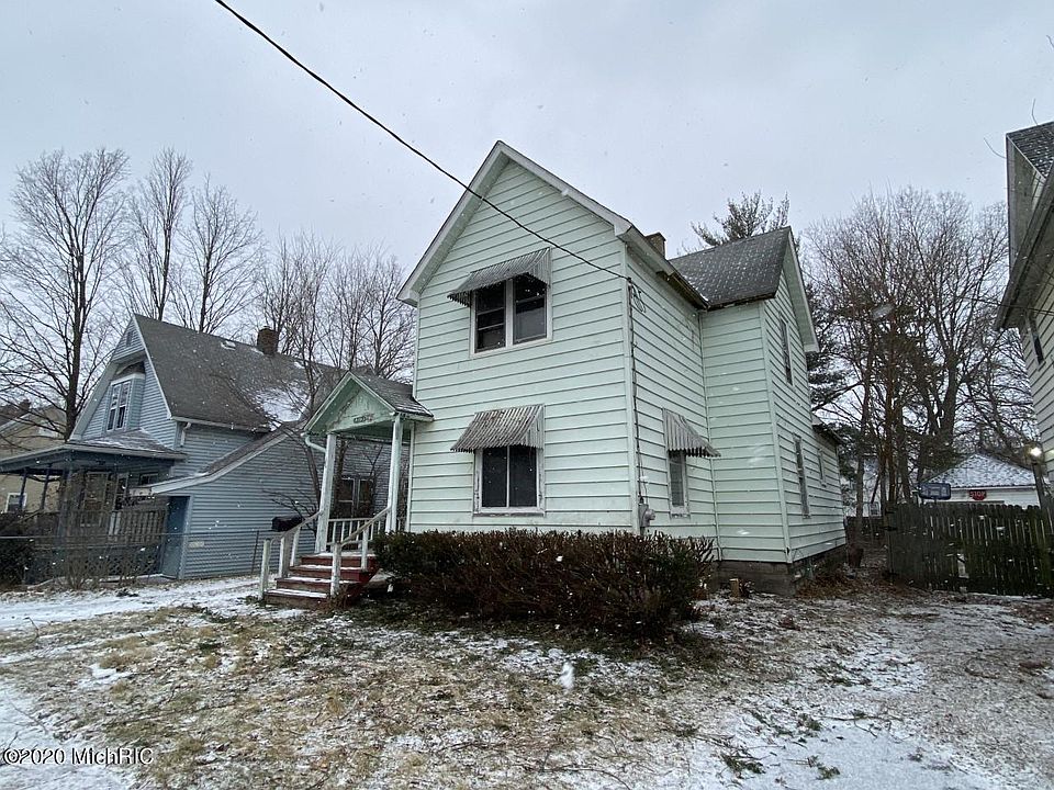 1319 Mills St, Kalamazoo, MI 49001 Zillow
