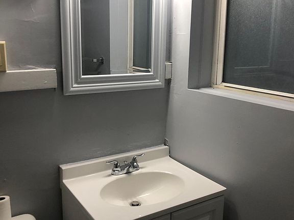 3rd image of 233 Delaware Ave APT 1