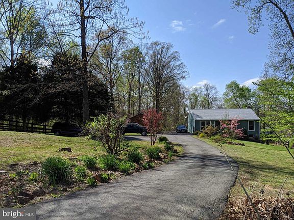 2nd image of 11496 Bittle Ln