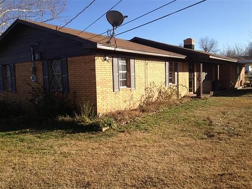 5th image of 3134 N B St