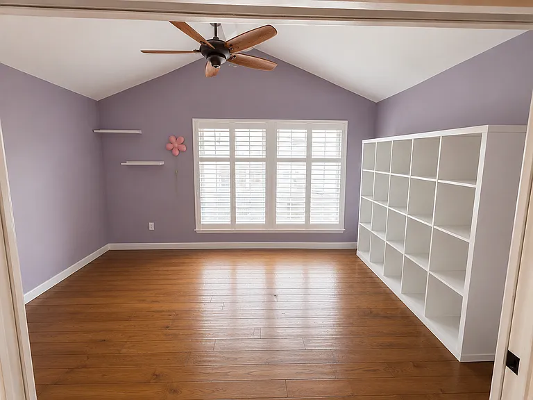 Bonus Room / Play room / 4th room