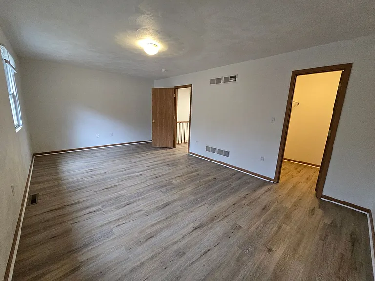 512 Harding St — Photo 12